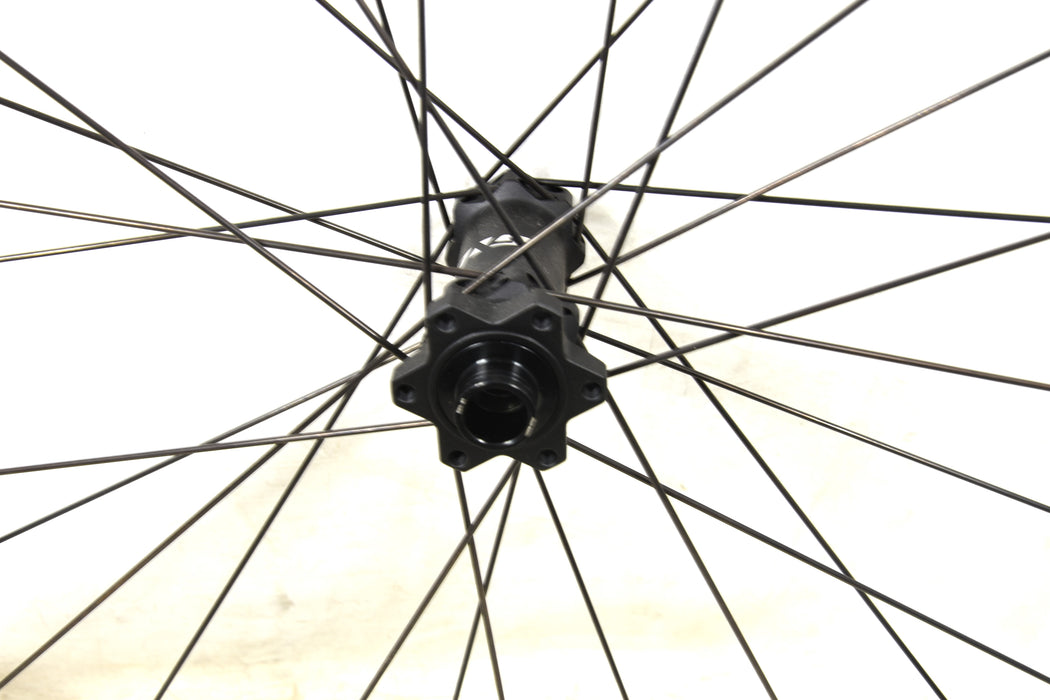 Roue avant VTT-VTTAE 27 5 TRYP 30 15X110mm Tubeless ready Rodi Roue avant VTT-VTTAE 27 5 TRYP 30 15X110mm Tubeless ready Rodi