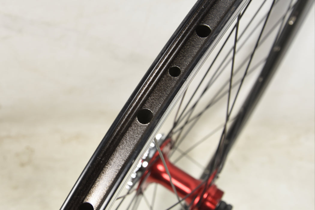 Ruota Anteriore Nera King Spoke 48 Raggi 26'' X 3,5'' Doppia Flangia E Mozzo Largo - Foto 8