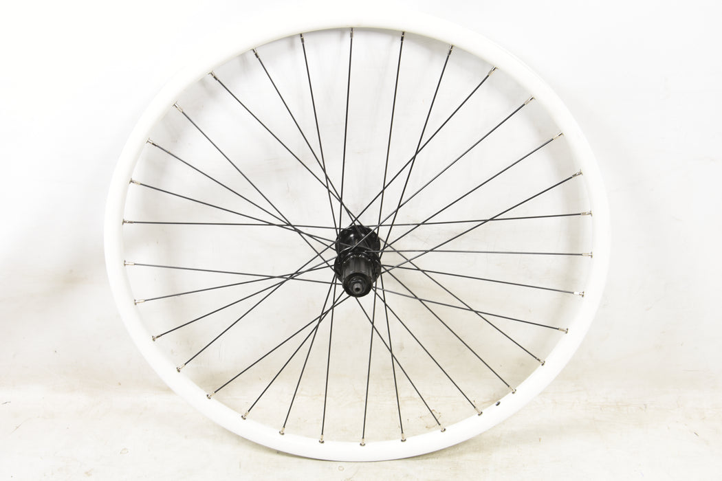PAIR WHITE 26" 559 - 19 CENTRE LOCK DISC WHEELS SHIMANO TX505 8/9/10 SPEED CASSETTE