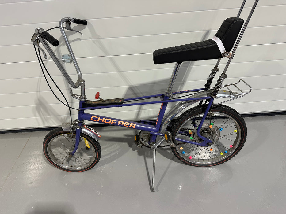 BRAND NEW GENUINE RALEIGH CHOPPER SADDLE WITH SEAT POST PERFECT FOR MK2 BIKE REDUCED PRICE