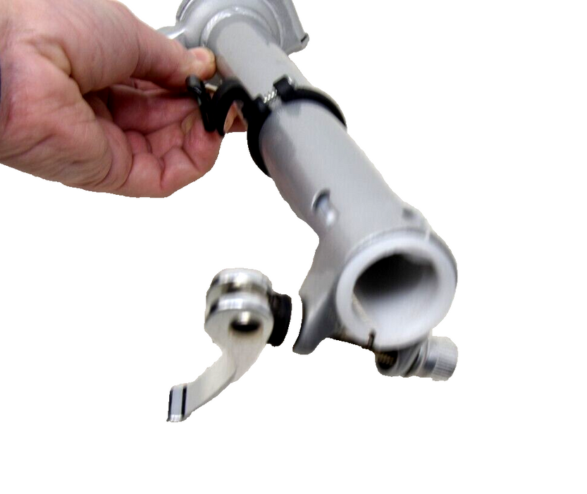 Bicycle handlebar discount stem assembly