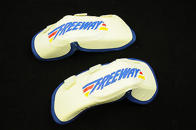 OLD SCHOOL BMX GENUINE MADE IN THE 80’s FREEWAY BLUE ELBOW PADS OLD SKOOL NOS