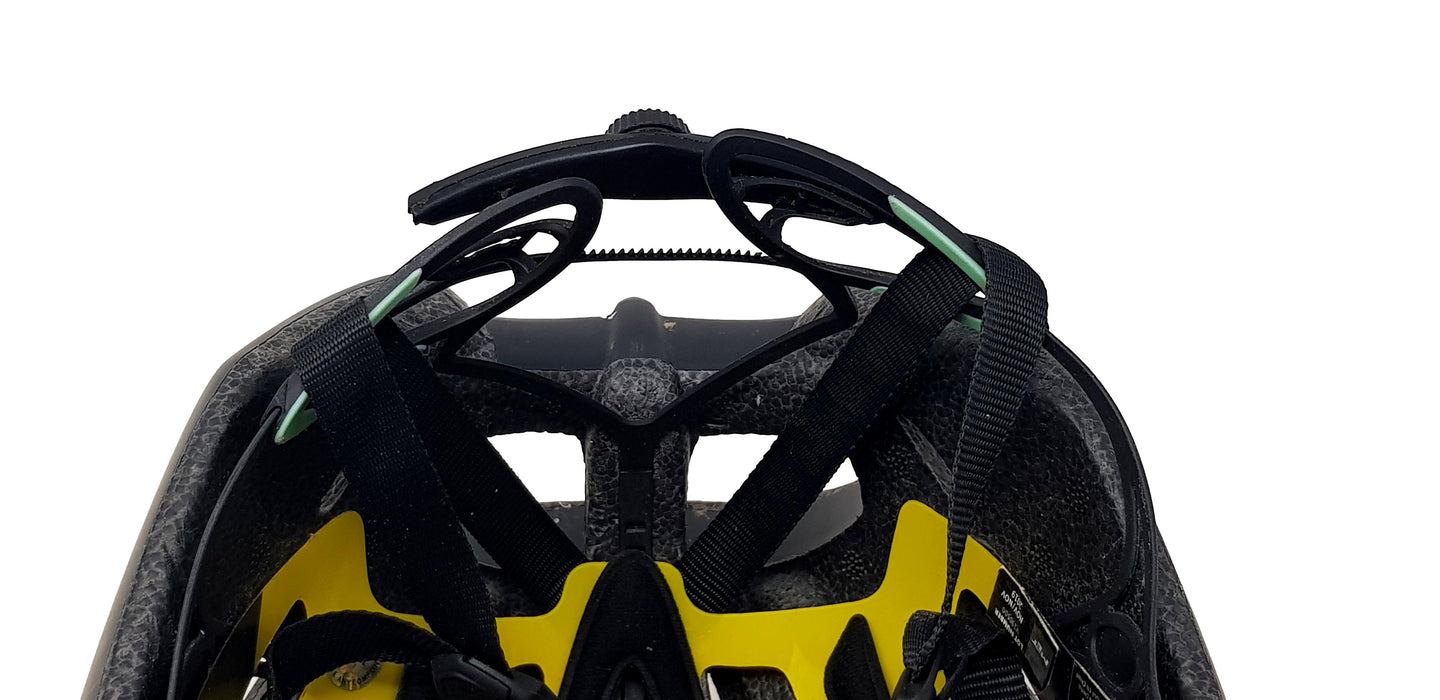 Met Trenta 3K Cycle Helmet Red & Black Medium 56 - 58cm RRP £200 Spares Or Repairs