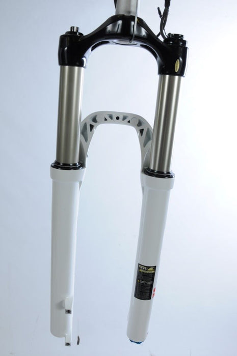 RST F1RST 32 AIR 26” SUSPENSION FORK 1 1-8” DISC 32mm REMOTE LOCK OUT LOW PRICE