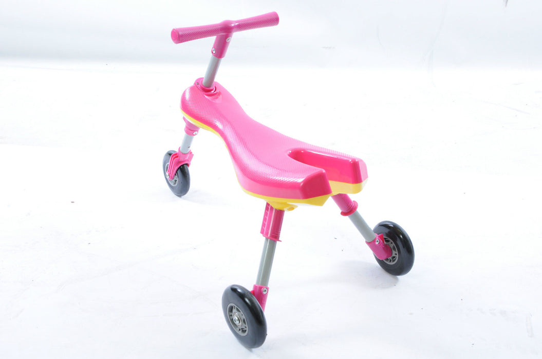 LITTLE CHILDS SCUTTLE BUG FOLDING TRIKE PINK NEW IDEAL GIFT A204 BARGAIN PRICE