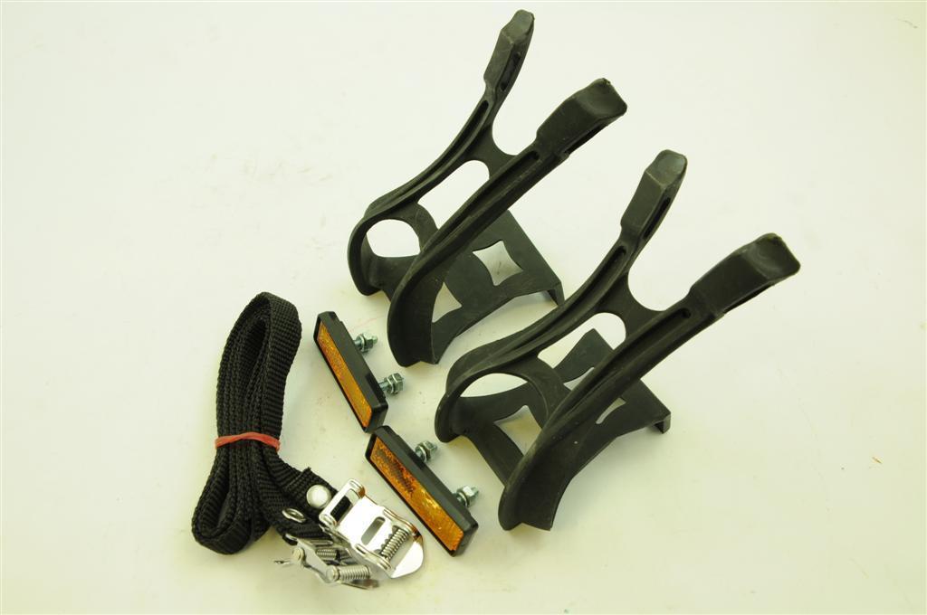 WELLGO MT-9L DOUBLE PRONG MTB,ATB TOE CLIPS STRAP W-REFLECTOR PLATE LARGE NEW