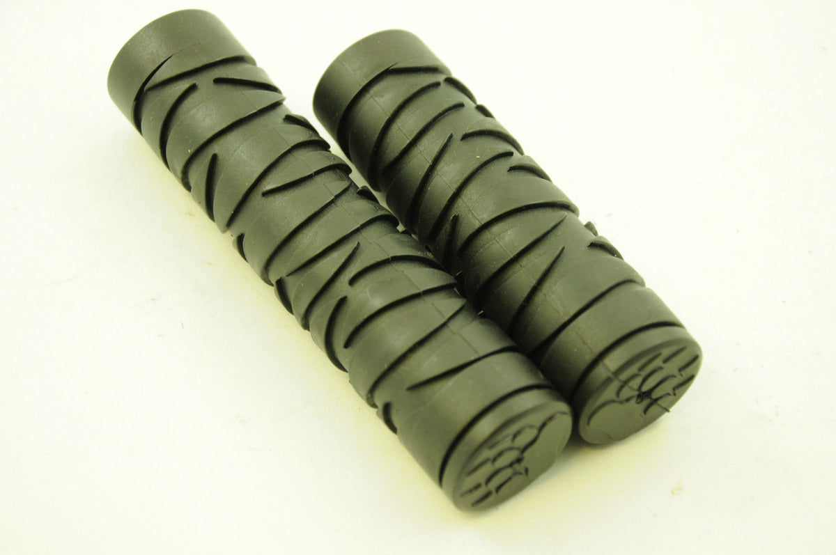 cycle handlebar grips