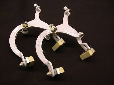 PAIR OF WHITE STEEL BRAKE CALIPERS OLD SCHOOL BMX CABLE BRAKE CALLIPERS 80's NOS
