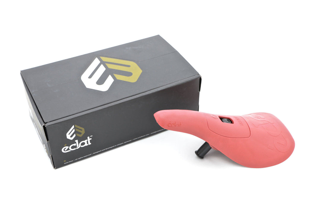 ECLAT GONZO PIVOTAL SEAT ULTRA LIGHTWEIGHT RED SADDLE 50%OFF RRP