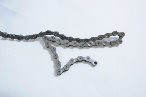 TAILOR MADE 9 SPEED CHAIN KMC X9-93 HIGH QUALITY 1-2 x 3-32 WE CUT TO YOUR LENGT - Bankrupt Bike Parts