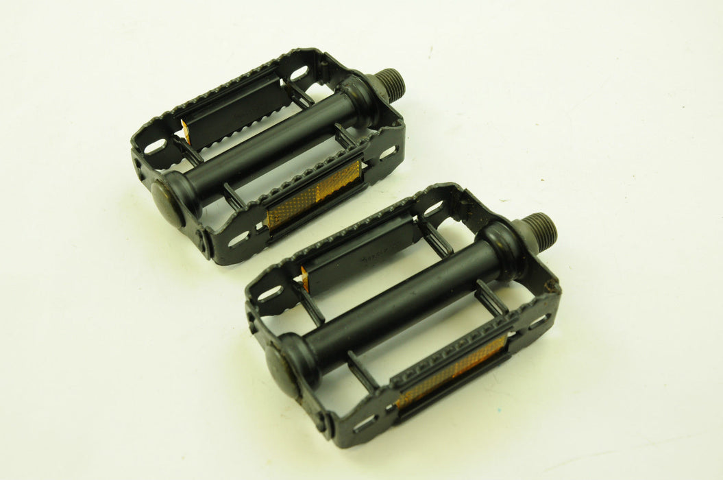 WAGNER 9-16”BLACK STEEL RAT-TRAP PEDALS, GERMAN MADE NOS FOR 70’s 80’s RACERS
