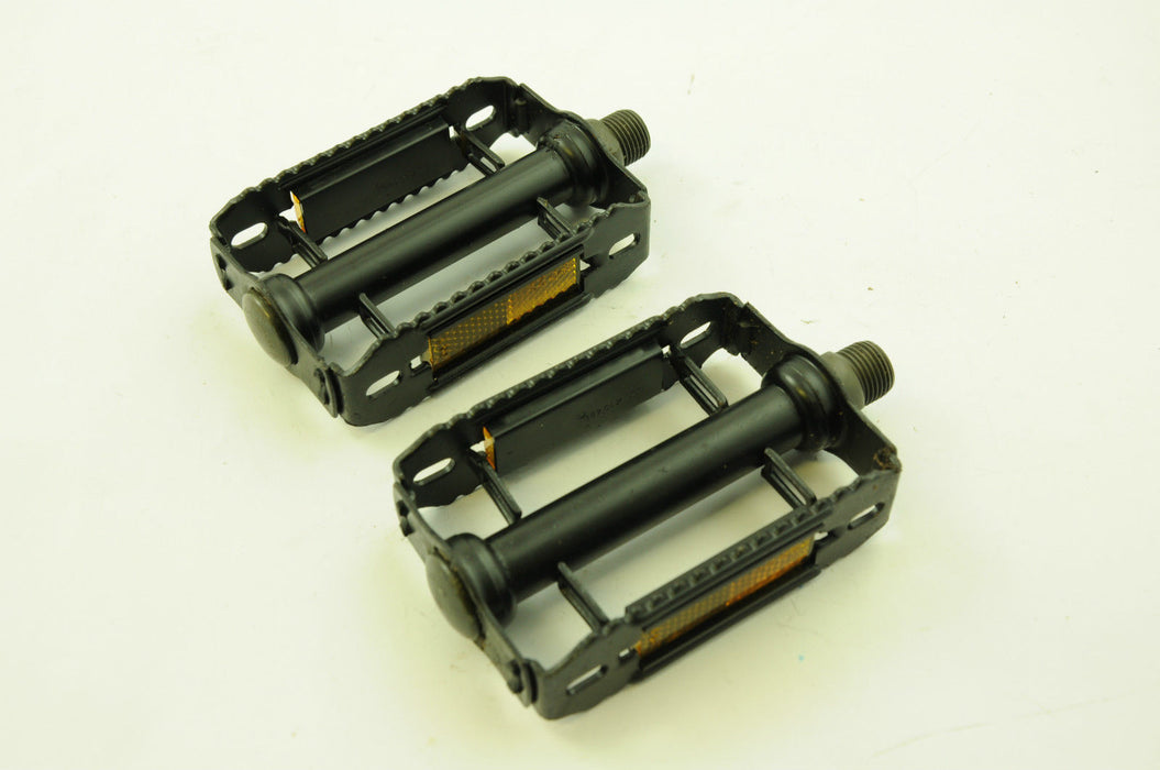 pedals deutsch WAGNER 9/16”BLACK STEEL RAT-TRAP PEDALS, GERMAN MADE NOS FOR 70's 80's RACERS