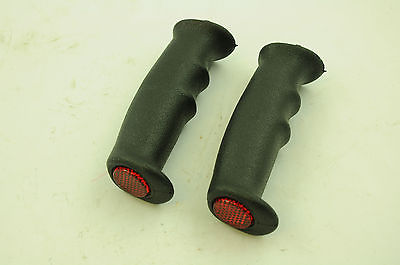 HERRMANS 110mm BIKE HANDLEBAR CYCLE GRIPS BLACK WITH RED SAFETY REFLECTORS NEW