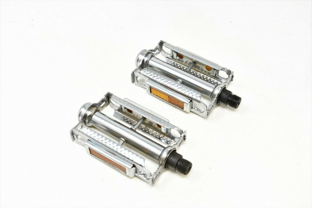 chrome pedals Traditional 9/16” Type Steel Chrome Pedals