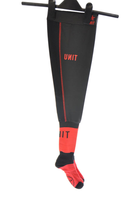 Unit MX Motocross Knee Brace Socks – UK size 10-12 Black-Red