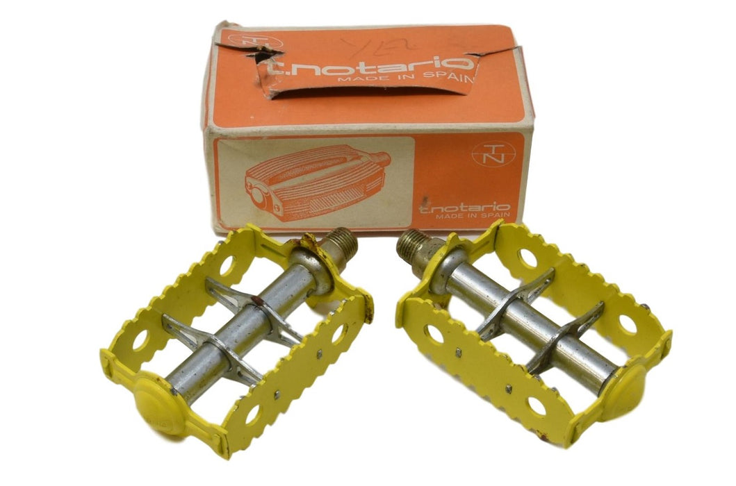 80s discount bike pedals