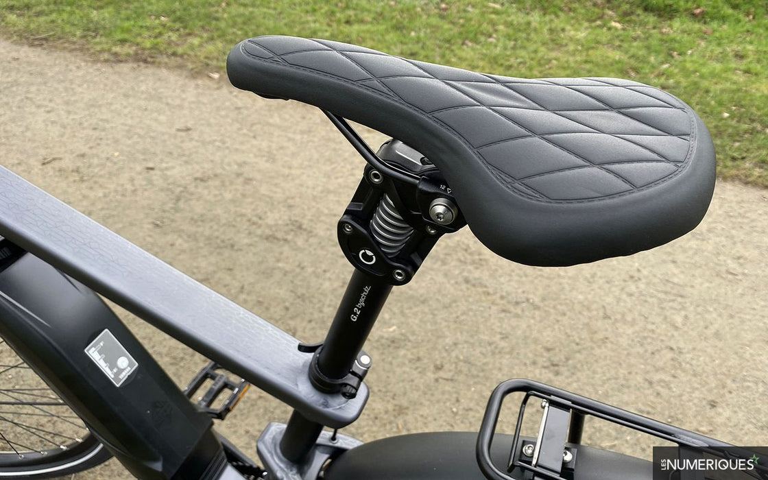 Velo Padded Comfort Unisex Adults MTB Hybrid Black Bike / Bicycle Saddle