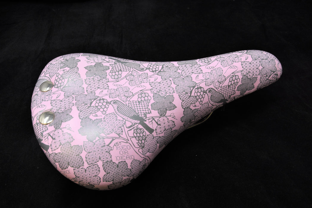 Raleigh Cuckoo Ladies Pink Pattern Spring Saddle Red Or Dead