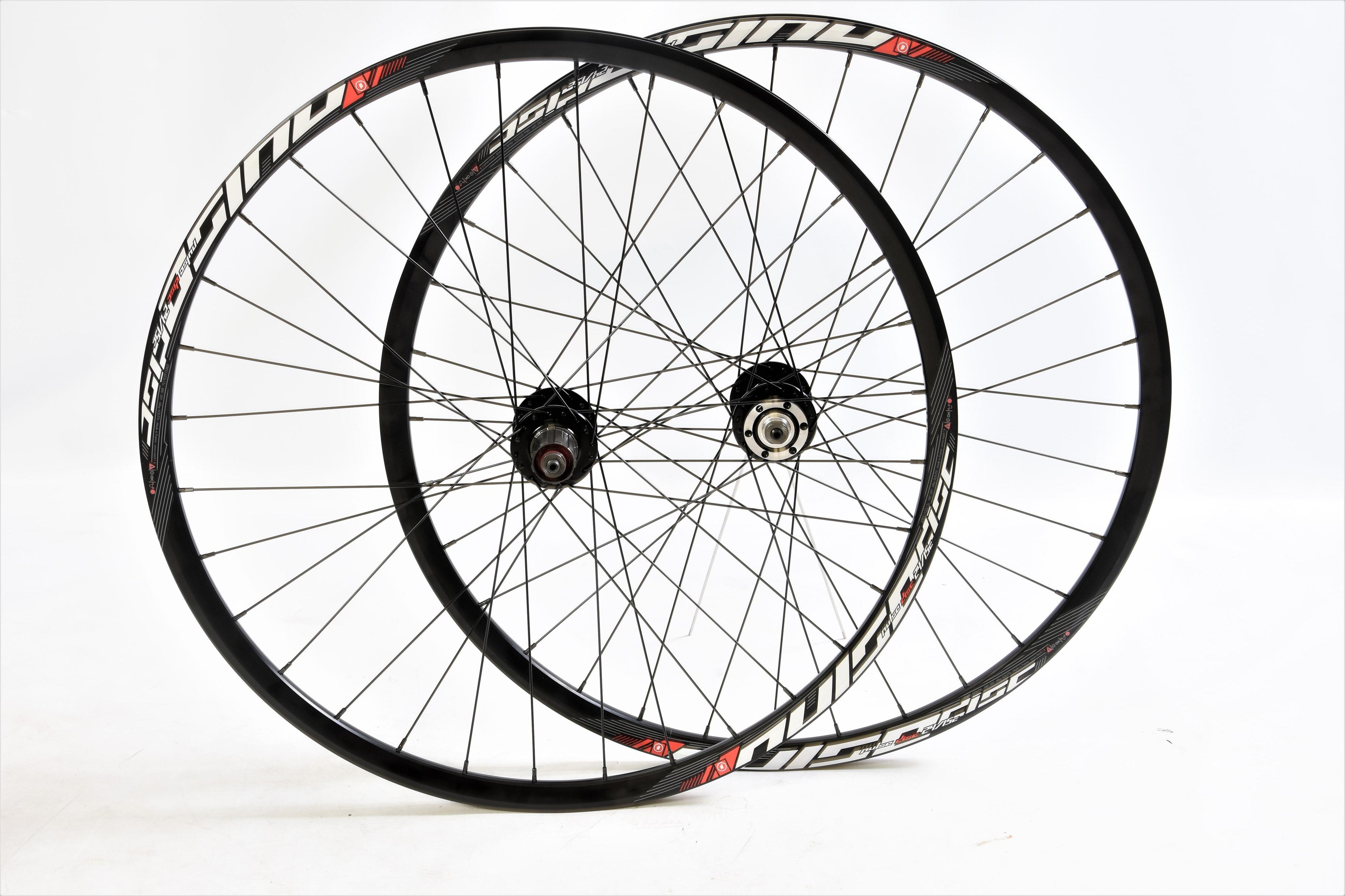 Pair 700c (622 x 15) Pulse Disc Hub Road Cross Bike Racing Cycle Wheel