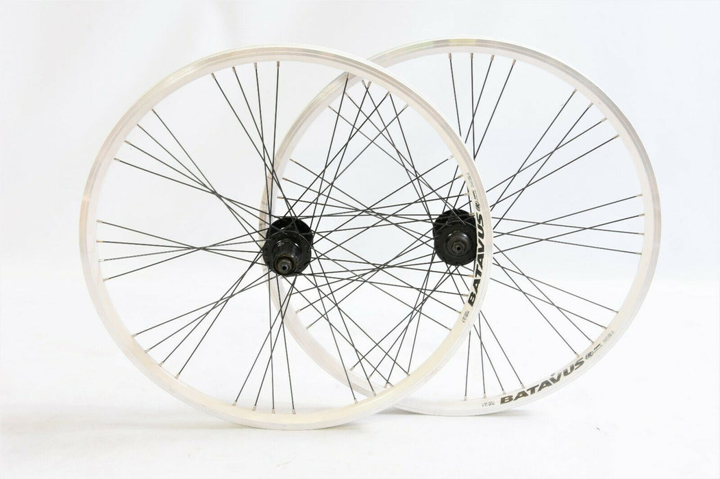 Pair Disc Hub 26” MTB Wheels  9 X 4 Spoking White Airline Double Wall Rims Suits 8 Or 9 Speed Cassette Quick Release