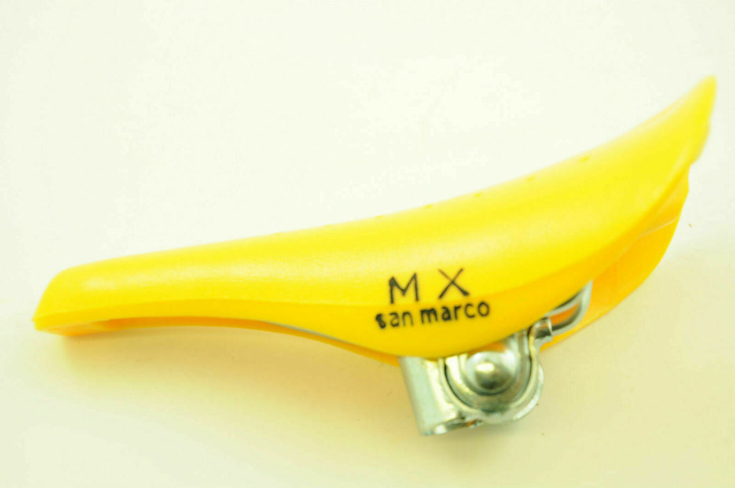 KASHIMAX TYPE OLD SCHOOL BMX SEAT SMALL MX YELLOW ITALIAN 80’S MADE SADDLE NOS