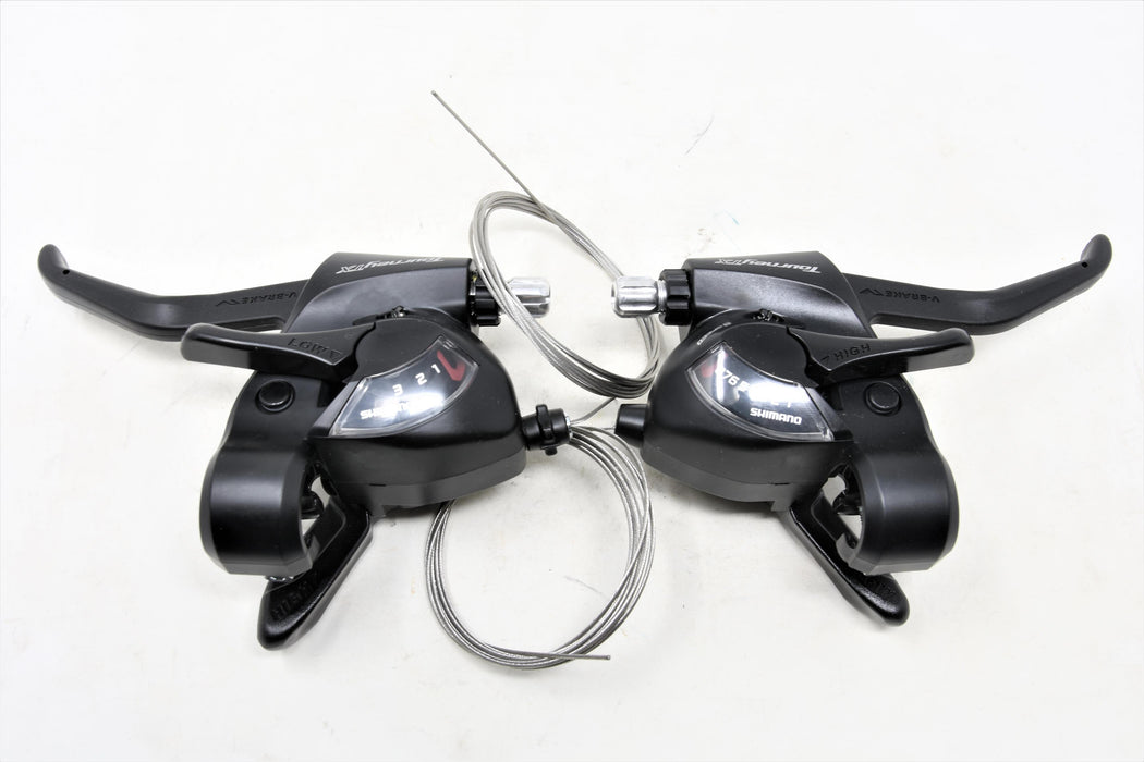 Pair Shimano Tourney TX ST-TX800 Ezi-fire 24 Speed (3 x 8) Shifters With Brake Lever